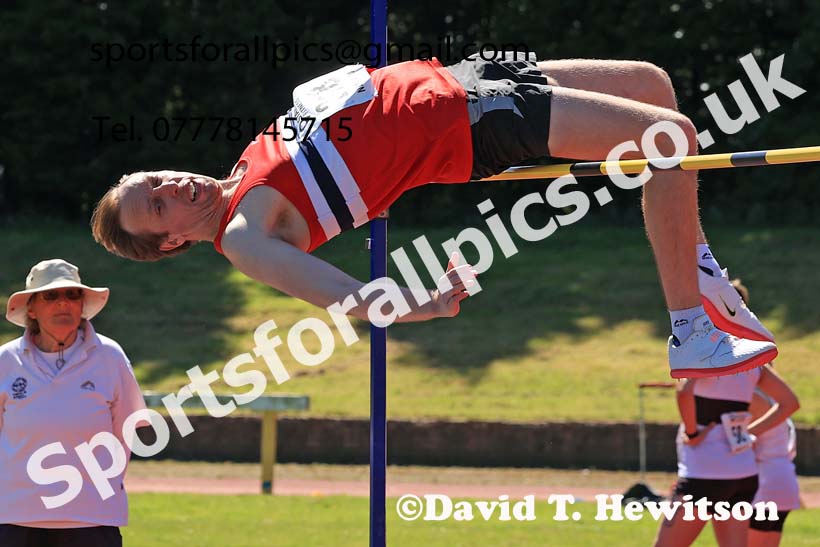 Mens high jump, 2024 NE Masters Track and Field Champs., Monkton Stadium, Jarrow.  Photo: David T. Hewitson/Sports for All Pics